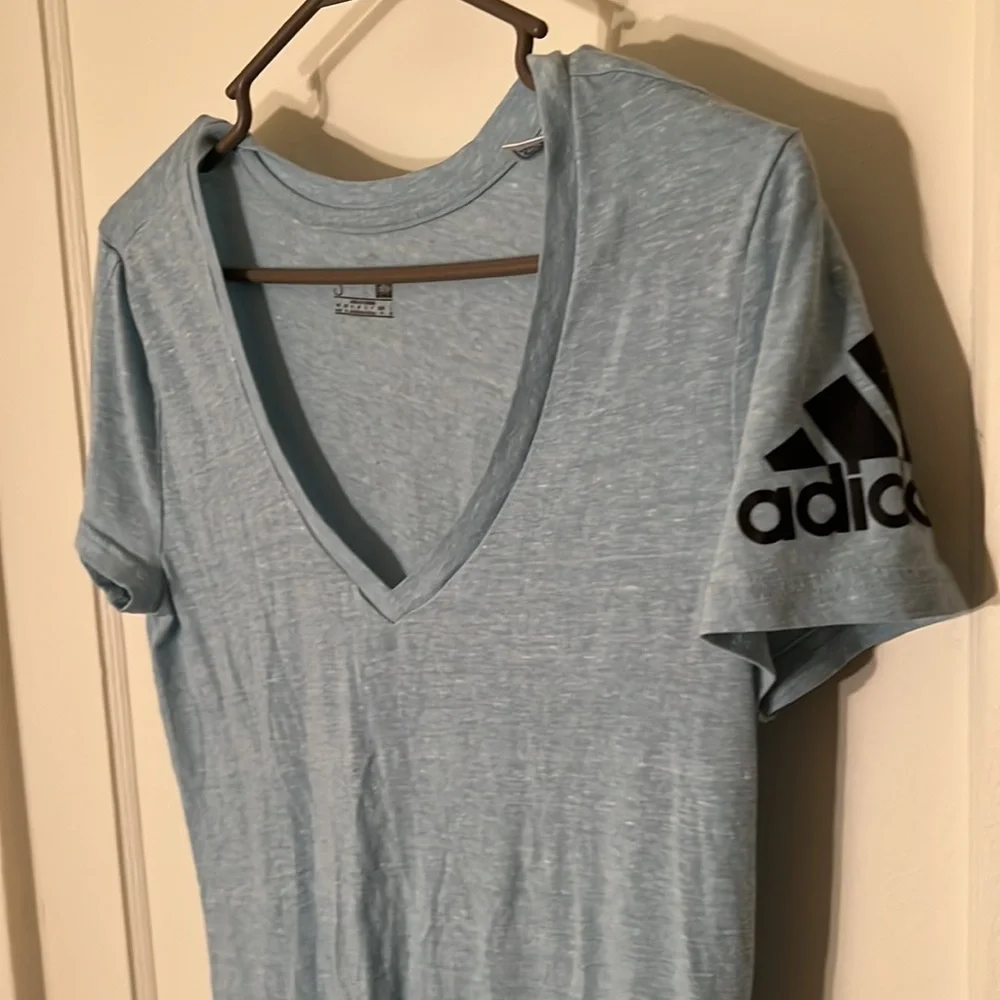 ADIDAS TEE - Picture 1 of 4